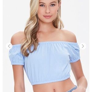 Off shoulder crop top 🦋